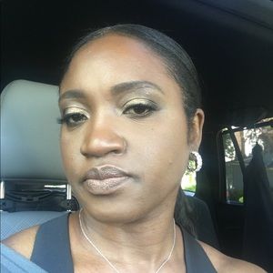 Meet your Posher, Karen